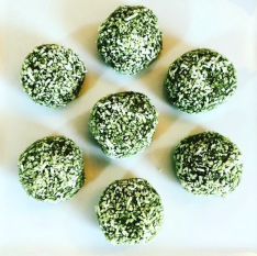 Raw food balls with matcha tea